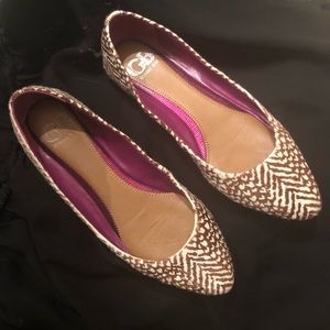 Giraffe Print Gianni Bini 5.5 Shoes Flats camel